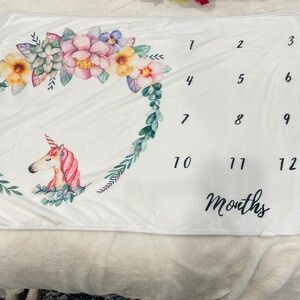 Baby girl monthly blanket